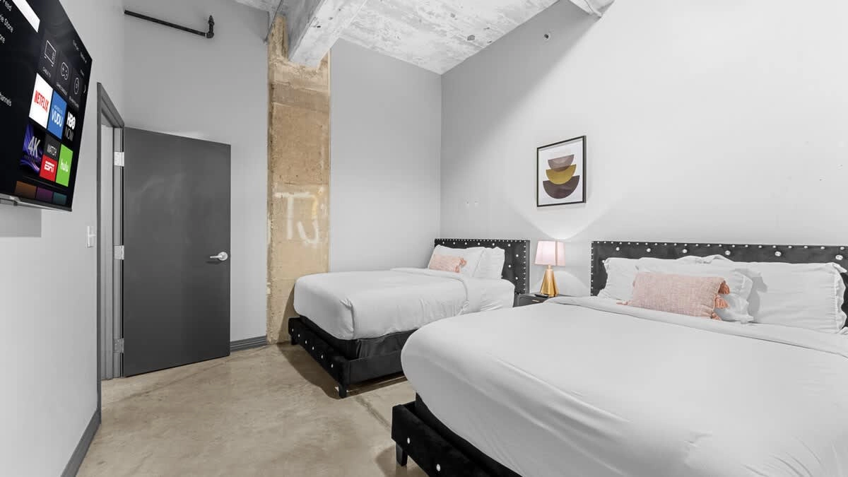 Hampton Inn & Suites Dallas Downtown